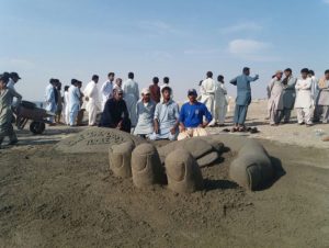 sand artists from pasni